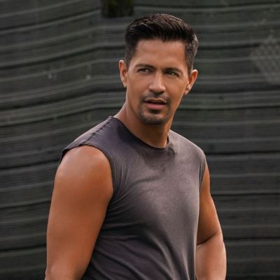 Daniella Deutscher husband, Jay Hernandez posing for a photo shoot.